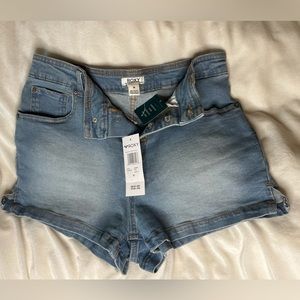 NWT Roxy Size 28 Jean Shorts
